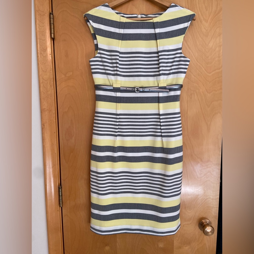 LIKE NEW - CALVIN KLEIN - knee length business suit dress